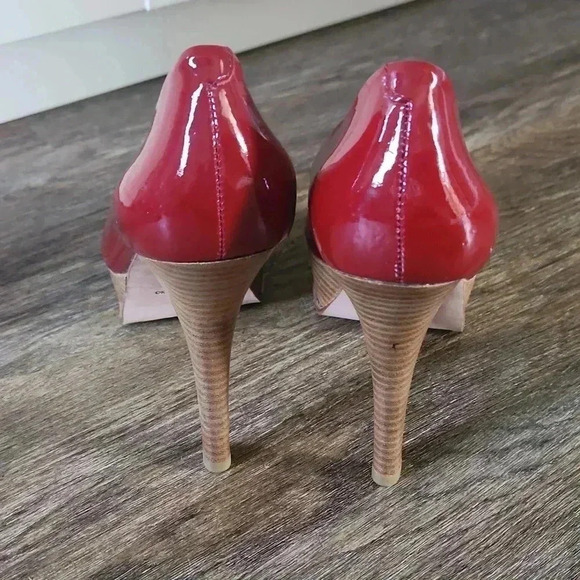 Pour La Victoire Red Patent Peeptoe Platform Pumps 9.5 Nwot - Picture 4 of 8